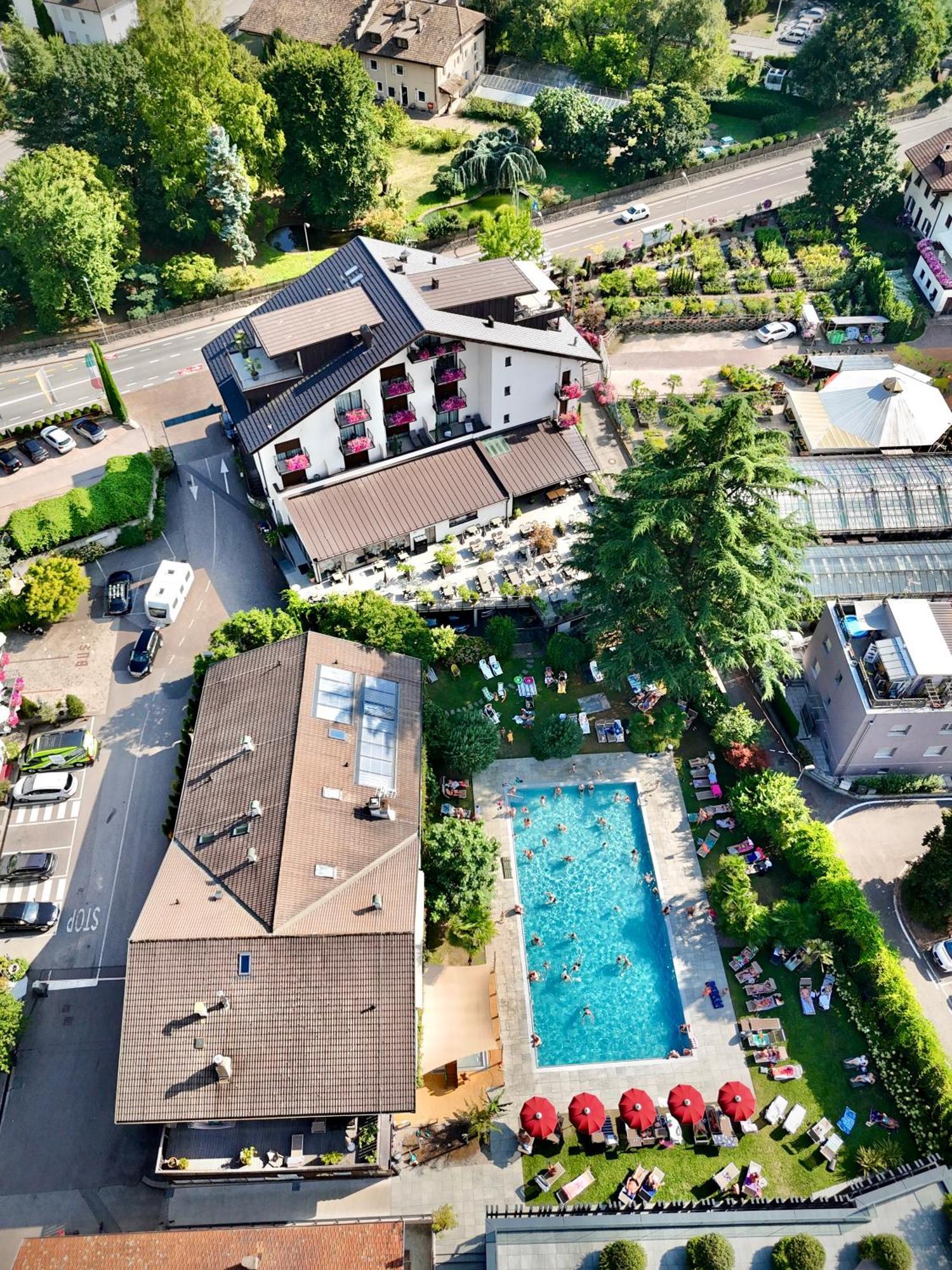 Hotel Campingpark Steiner Laives Exterior foto